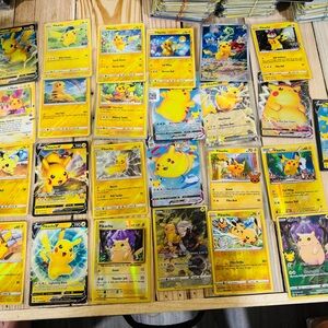 Pokemon Pikachu Card lots